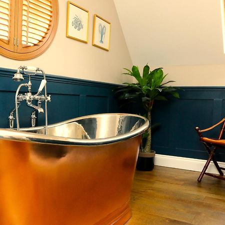Villa The Loft At The Croft - Stunning Rural Retreat Perfect For Couples & Dogs à Leigh  Extérieur photo